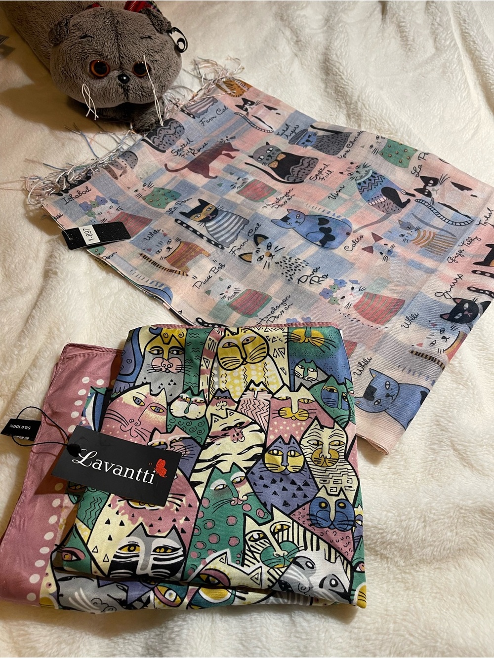 Cat Scarfes 2 pzs Multicolor NWT - Picture 2 of 6